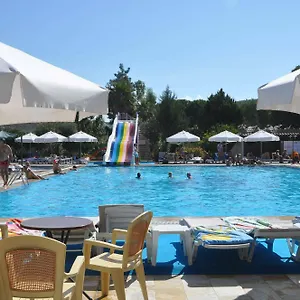 Pigale Family Club *** Kuşadası